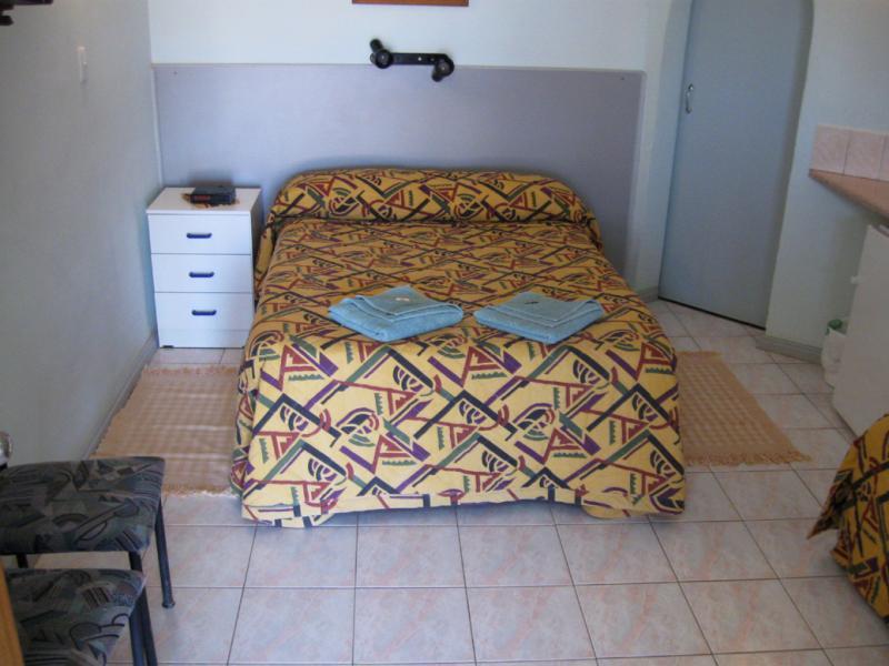 Radeka Downunder Underground Motel Coober Pedy Exterior photo